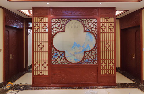 九龙坡会所室内装修中式仿古实木屏风隔断展示